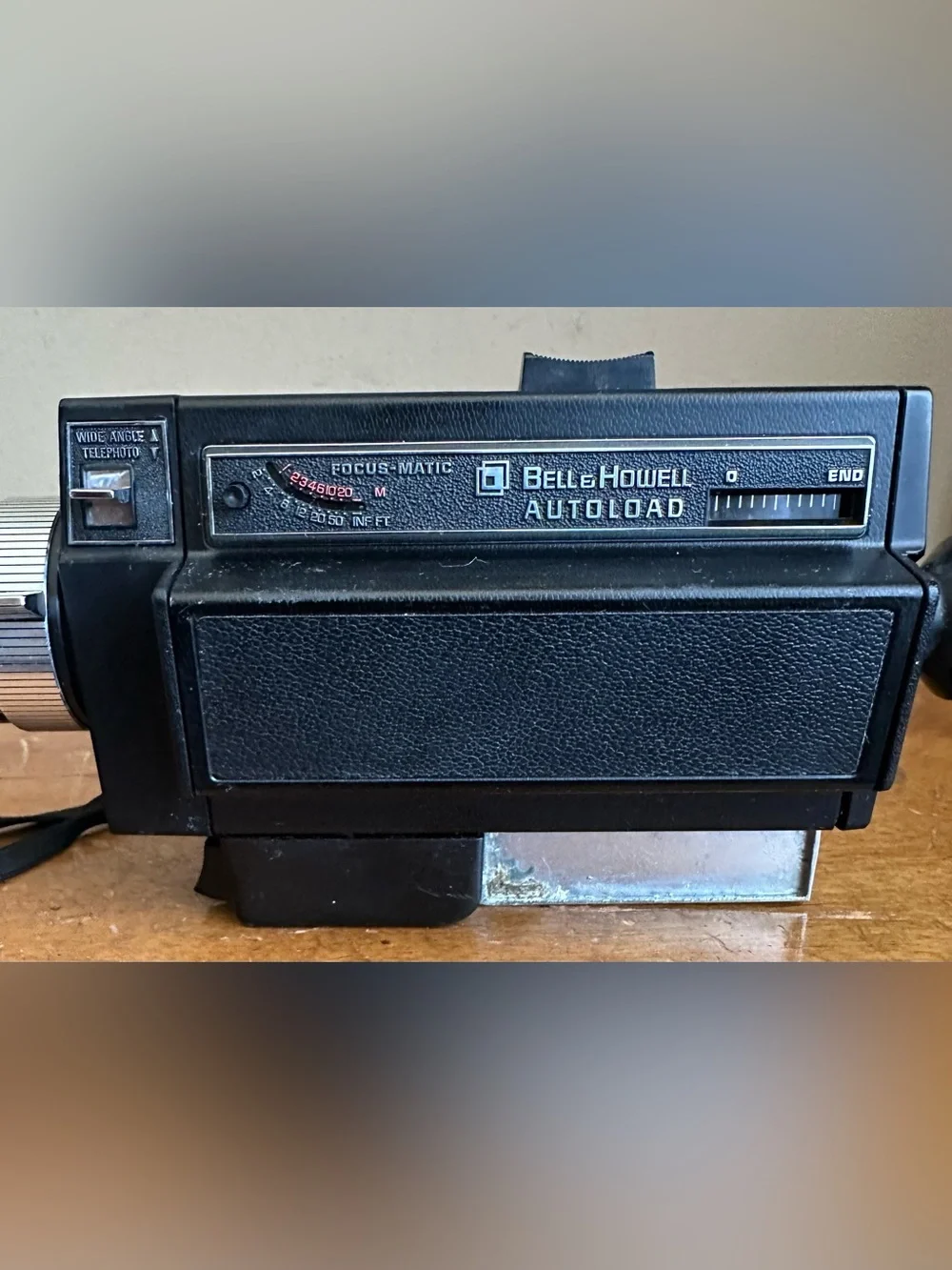 Vintage Bell & Howell Model 492 Focus-Matic Autoload Super 8mm Film Movie Camera